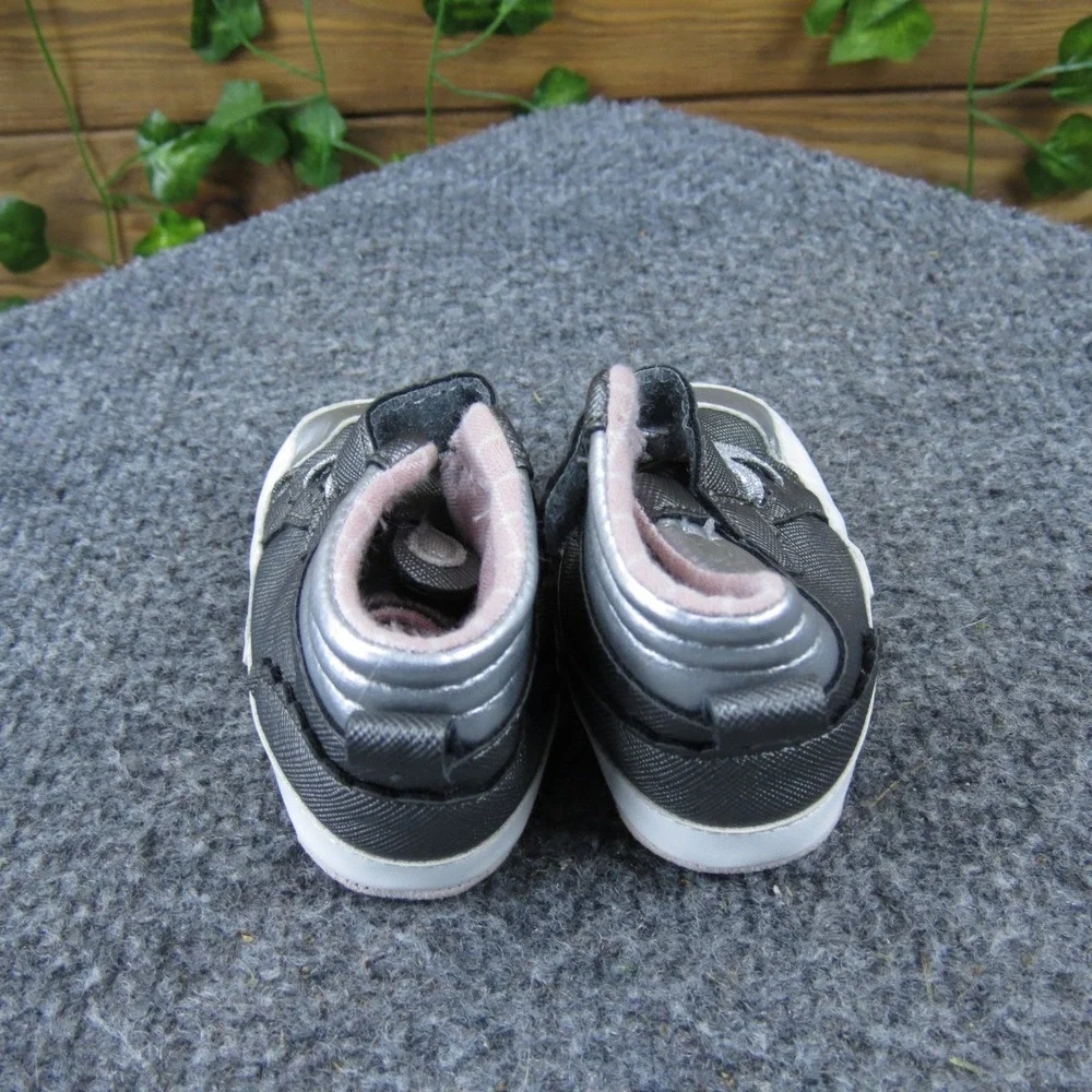 Ro+Me by Robeez Infant 0-6M Gray Silver Synthetic Crib Shoes Soft Sole